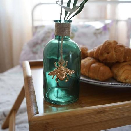 Γ3 - The Weekend Getaway One Apartment Айгио Екстериор снимка