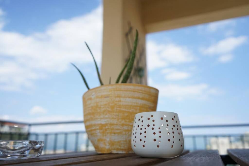 Γ3 - The Weekend Getaway One Apartment Айгио Екстериор снимка