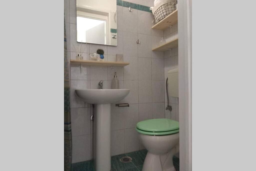 Γ3 - The Weekend Getaway One Apartment Айгио Екстериор снимка